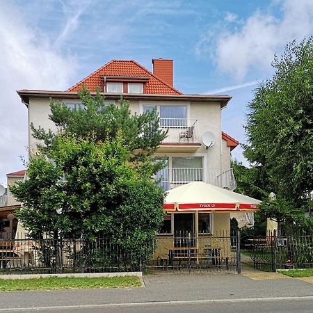 Bursztyn Apartment Rewal Luaran gambar