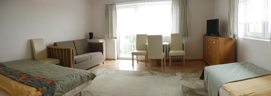 Bursztyn Apartment Rewal Luaran gambar