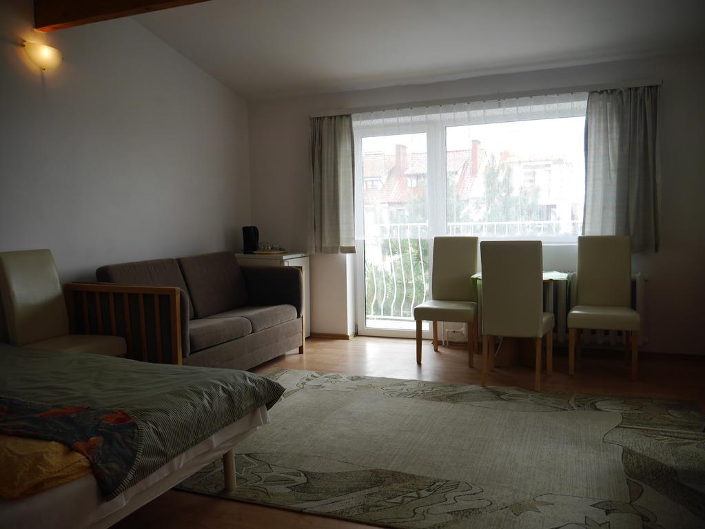 Bursztyn Apartment Rewal Luaran gambar